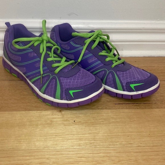 Crane Shoes - Crane - Purple and Green Lightweight Sneakers - Size 9